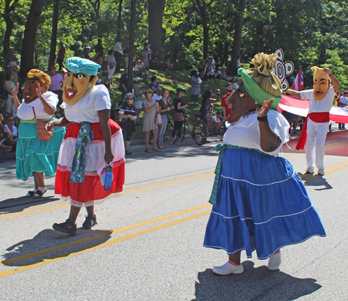 Puerto Rican community in the Parade of Flags on One World Day